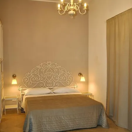 Gallina Apartament Avola